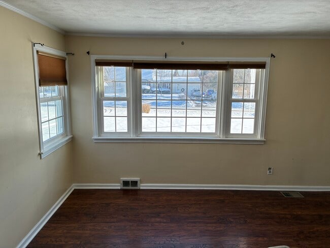 19 College Dr in North Chili, NY - Building Photo - Building Photo