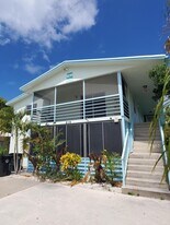 310 S J St in Lake Worth Beach, FL - Building Photo