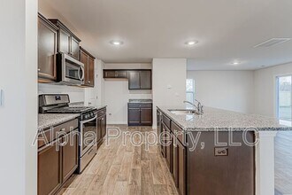 1210 Murdock Cir in Greer, SC - Building Photo - Building Photo