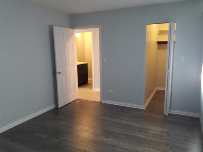 229 E Park Ave in Libertyville, IL - Building Photo - Building Photo