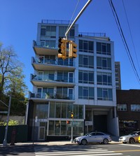 Fieldstone Loft in Bronx, NY - Foto de edificio - Building Photo