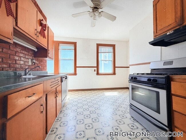 16 Dighton St, Unit 2