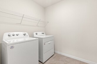 31470 Penny Surf Lp in Wesley Chapel, FL - Foto de edificio - Building Photo