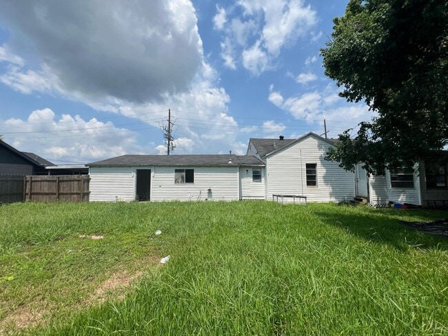 property at 3521 Taft Ave