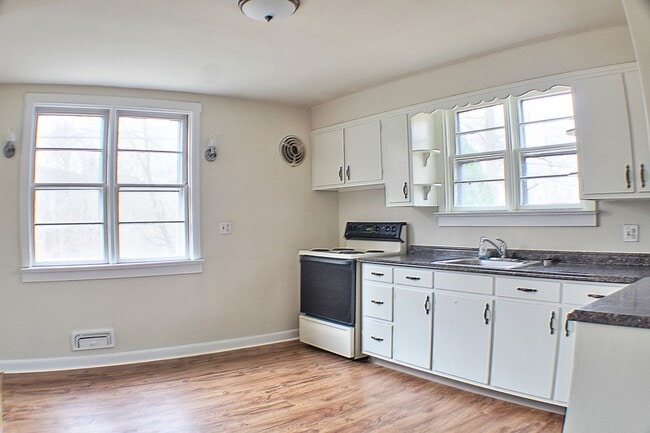 43 Beckers Grove in Oley, PA - Building Photo - Building Photo