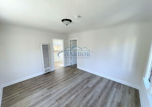 562-568 W 23rd St in San Pedro, CA - Building Photo - Building Photo