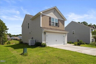 Room in House on Alderman Way in Creedmoor, NC - Building Photo - Building Photo