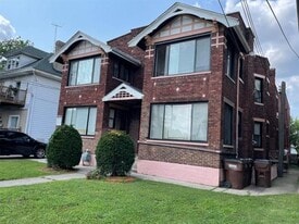 2070 Elm Ave, Unit 6