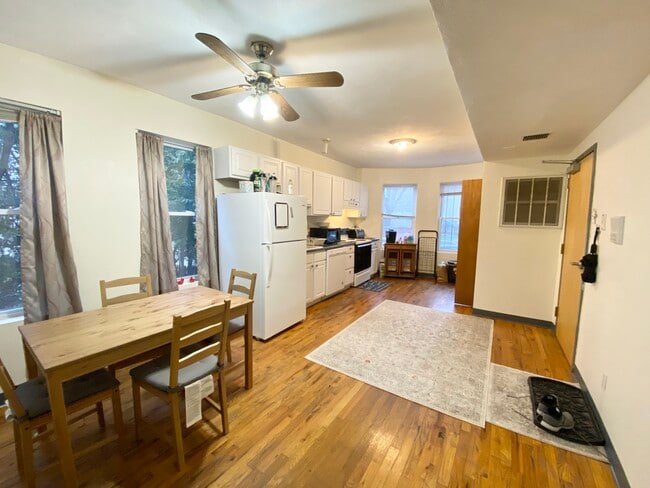 840 Huntington Ave, Unit 1