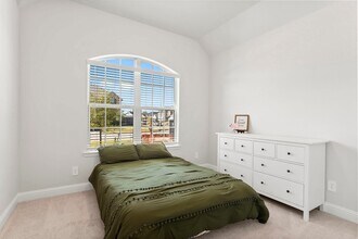 15949 Hayes Mkt Lp in Conroe, TX - Building Photo - Building Photo