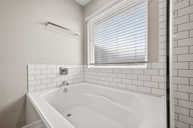 property at 3919 Sparkman Ln