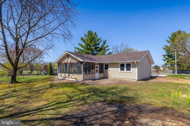 78 Abbington Ln in Washington Township, NJ - Building Photo - Building Photo