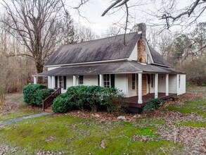 1290 Reavis Mountain Rd in Ball Ground, GA - Building Photo - Building Photo