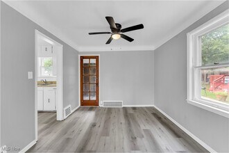 17003 Talford Ave in Cleveland, OH - Foto de edificio - Building Photo