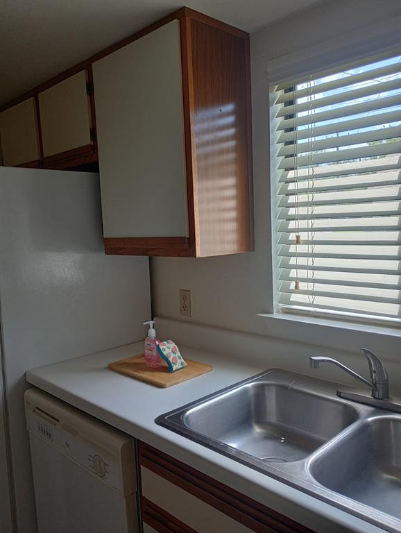 728 W San Antonio St in Lockhart, TX - Building Photo - Building Photo