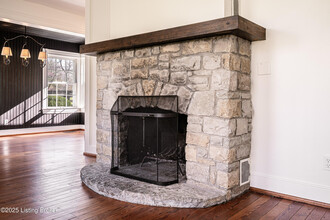 1307 Glenbrook Rd in Louisville, KY - Building Photo - Building Photo