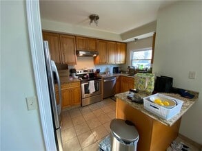 28 Chester Ave in Westerly, RI - Building Photo - Building Photo