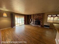 1060 Cherry Terrace photo'