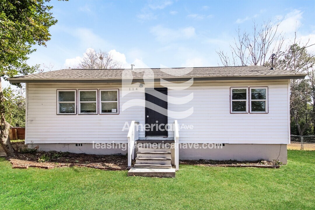 114 Garland Terrace in Warner Robins, GA - Building Photo