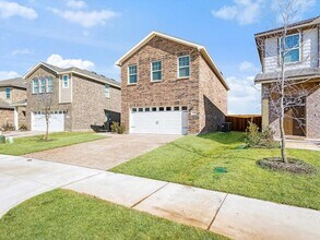 2122 Mdw Pk Dr, Unit 2116 in Melissa, TX - Foto de edificio - Building Photo