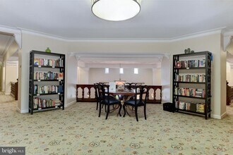 4707 Connecticut Ave NW, Unit 616 in Washington, DC - Foto de edificio - Building Photo