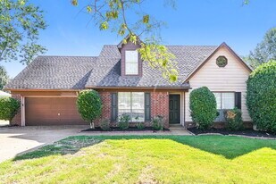 6422 Manchester St in Horn Lake, MS - Building Photo