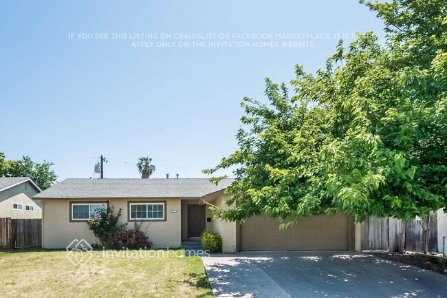 property at 7827 Shrader Cir