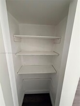 5199 NW 7th St in Miami, FL - Building Photo - Building Photo