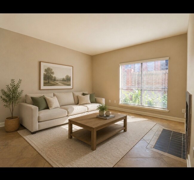 2025 Augusta Dr