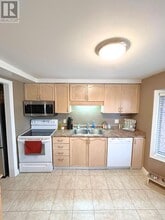 276 Benesfort Crescent in Kitchener, ON - Building Photo - Building Photo