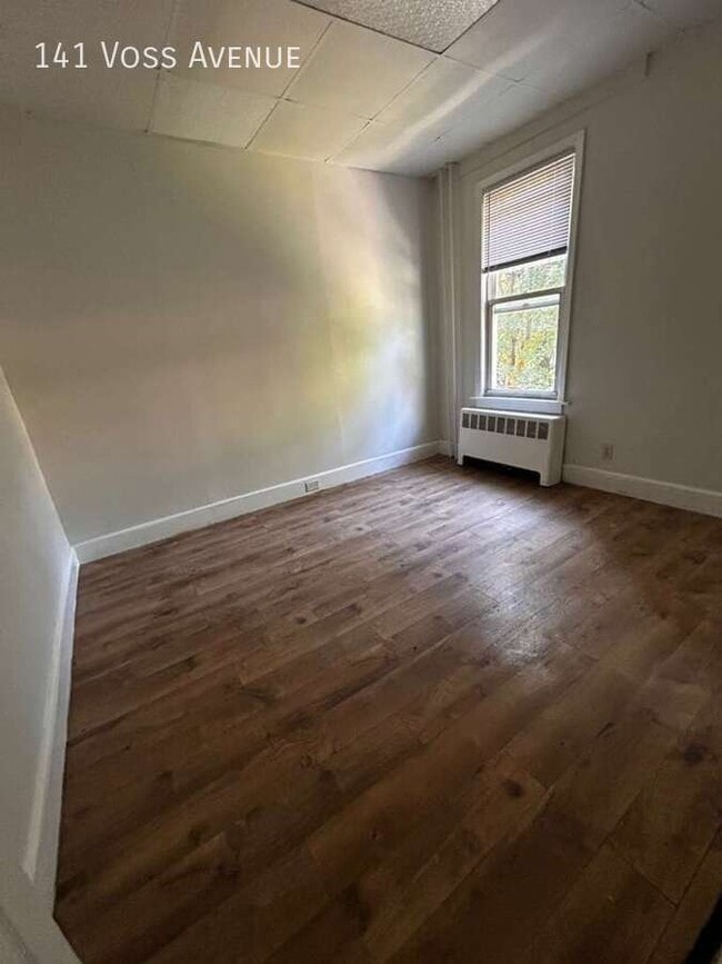 141 Voss Ave in Yonkers, NY - Building Photo - Building Photo