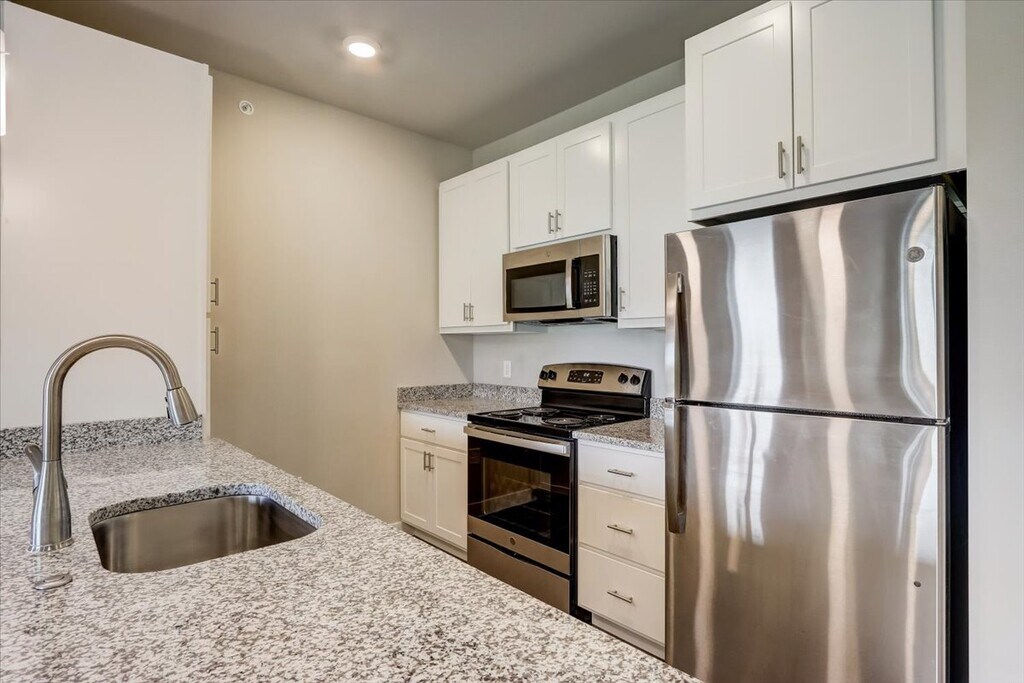 River Parkway Senior Apts & Family Townhomes in Wauwatosa, WI