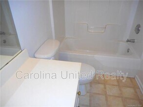 1957 University Heights Ln in Charlotte, NC - Building Photo - Building Photo