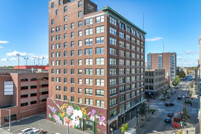 Burnham Lofts in Rockford, IL - Building Photo - Building Photo