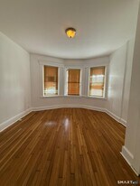 175 Read St in Bridgeport, CT - Building Photo