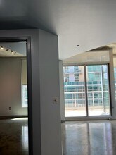 600 12th Ave S, Unit 816 in Nashville, TN - Foto de edificio - Building Photo