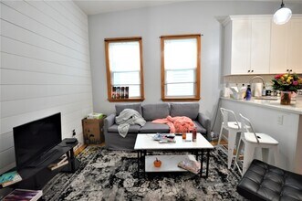 170 Putnam St, Unit 2 in Boston, MA - Building Photo - Building Photo