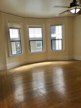Madison Court in Seattle, WA - Building Photo - Interior Photo