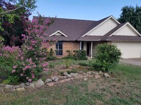 480 Cherokee Ct S in Keller, TX - Building Photo