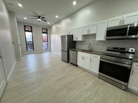 2416 N Charles St in Baltimore, MD - Building Photo