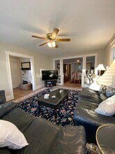 7 High St, Unit 1 in Somerville, MA - Building Photo - Building Photo