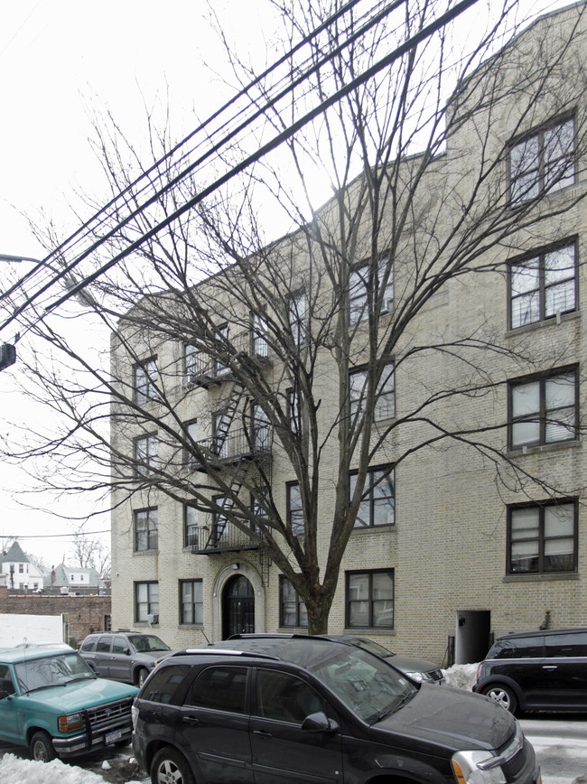 278 E 237th in Bronx, NY - Building Photo - Building Photo