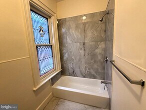 4718 Hazel Ave in Philadelphia, PA - Building Photo - Building Photo