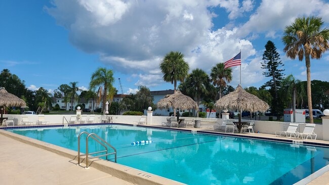 205 S McMullen Booth Rd, Unit Building 18 Unit 202