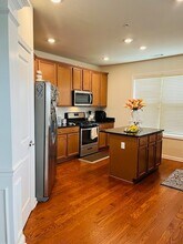 130 University Ave, Unit 1207 in Westwood, MA - Building Photo - Building Photo