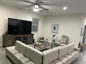 2343 Sheen Ln-Unit -408 in Naples, FL - Building Photo - Building Photo