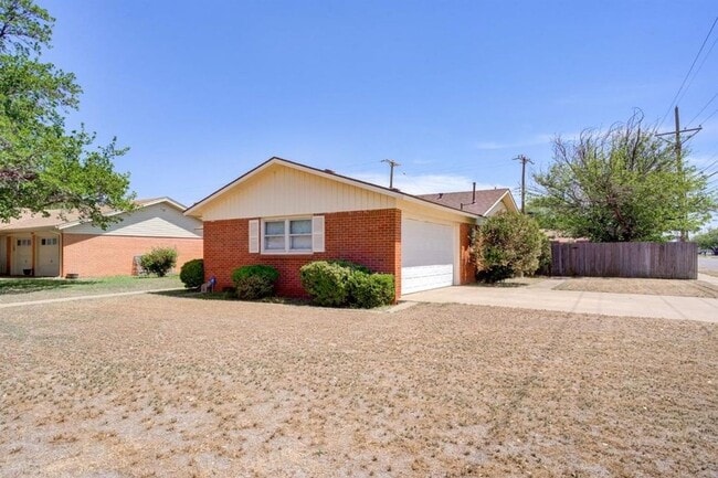 5437 41st St in Lubbock, TX - Building Photo - Building Photo