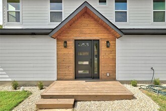 815 Buckingham Pl in Austin, TX - Building Photo - Building Photo