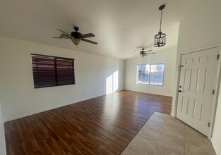 516 E Wolf Hollow Dr in Casa Grande, AZ - Building Photo - Building Photo