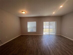 104 Cedar Bark Ln in Sanford, FL - Building Photo - Building Photo